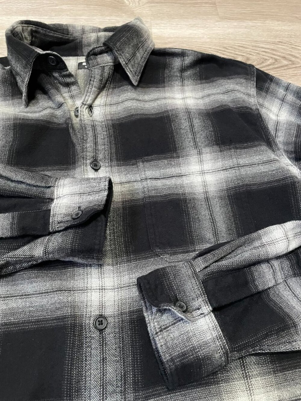Flannel - Picture 9 of 12
